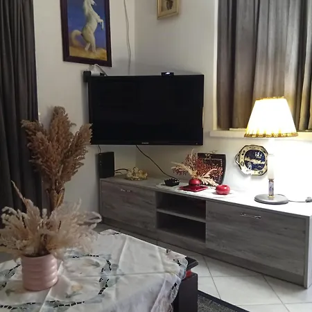 Entire Flat To Chill, In Center Of 公寓 地拉那